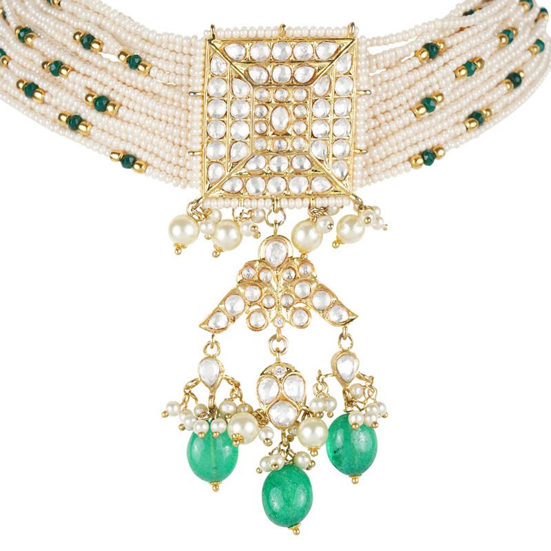 Glistening Kundan Necklace Set