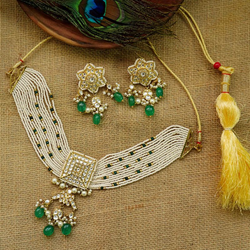 Glistening Kundan Necklace Set