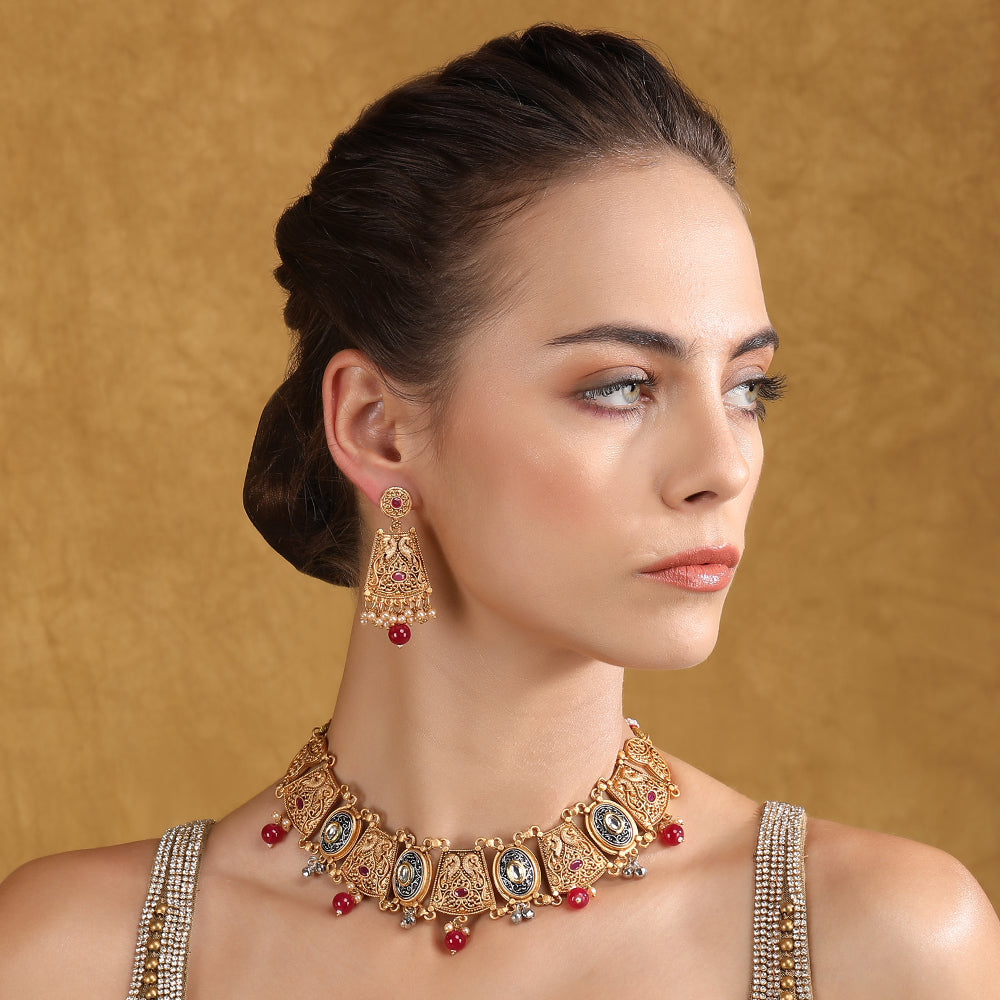 Antique Gold-Plated Temple-Style Choker Jewelry Set with Red Beads