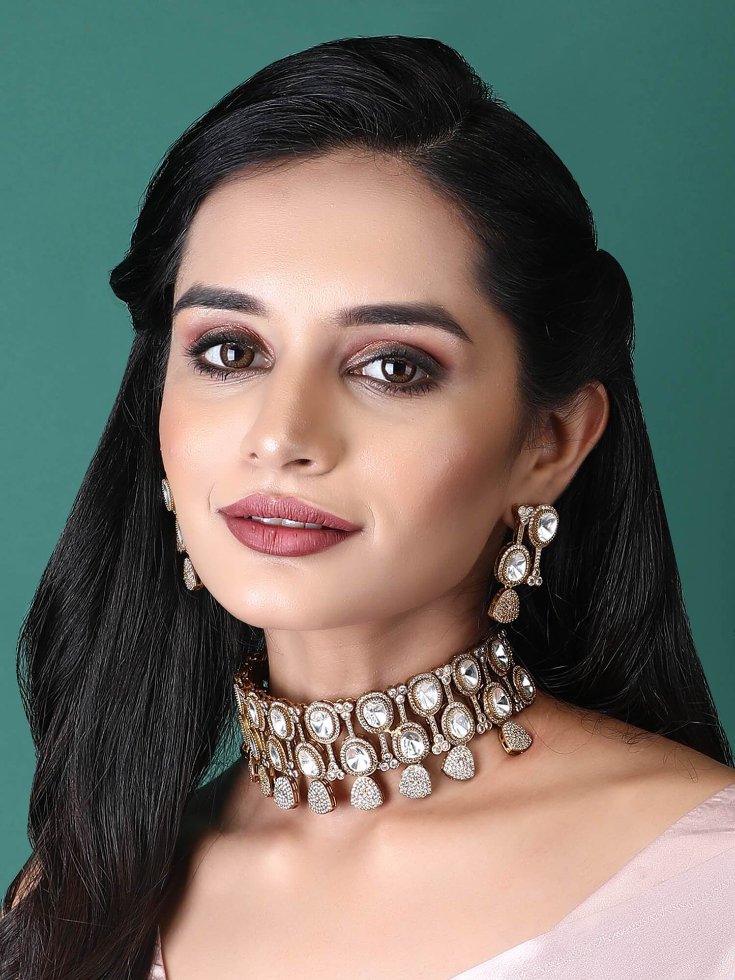 22KT Gold Plated Kundan Choker Necklace Set - Auraa Trends