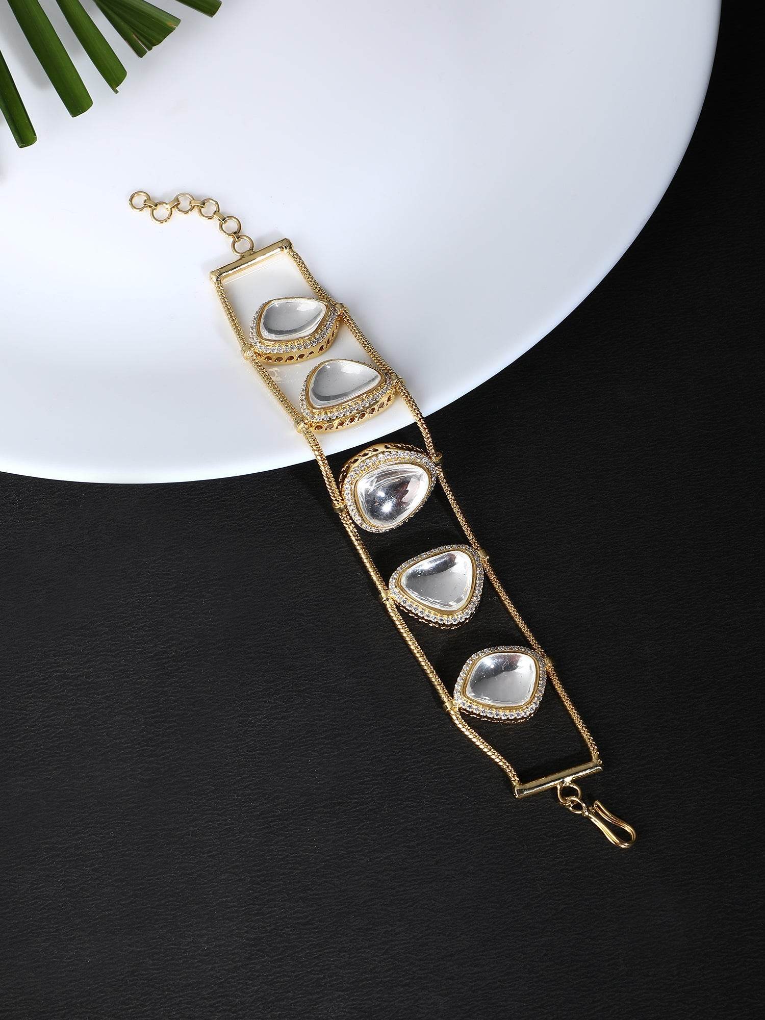 22KT gold Plated Kundan Classic Gold Bracelet For women and Girls - Auraa Trends