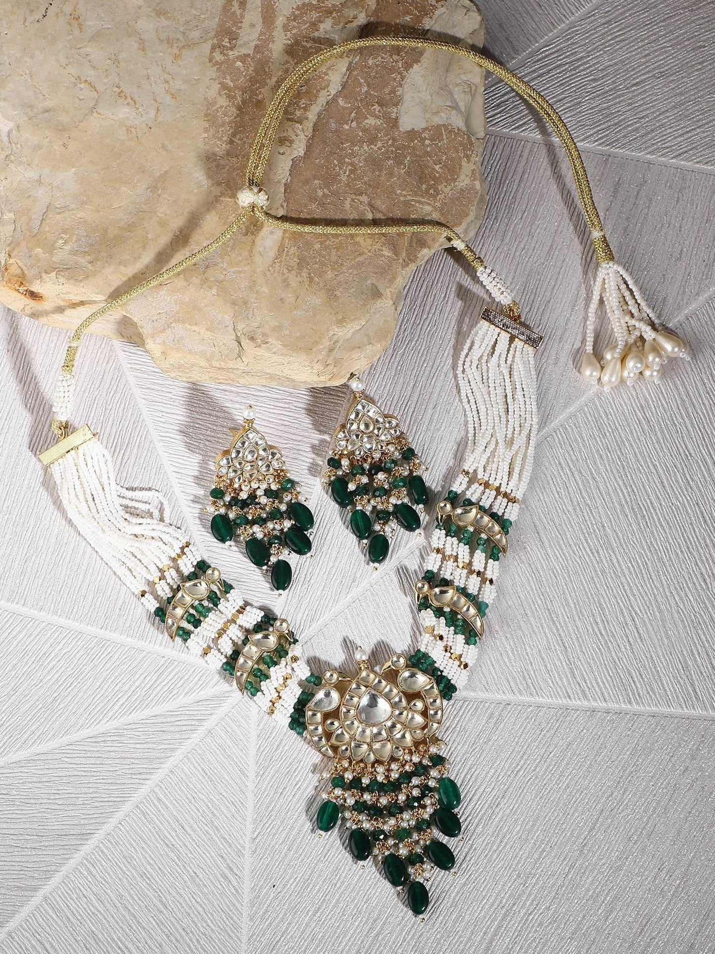 22KT Gold Plated Kundan Classic Green Choker Necklace Set for women - Auraa Trends