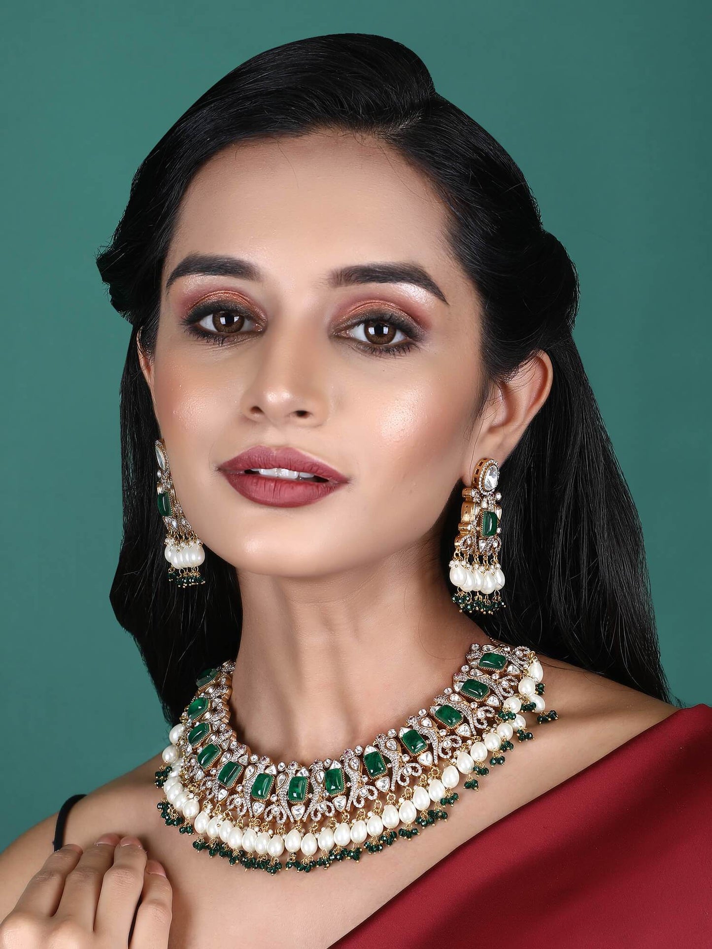 22KT Gold Plated Kundan Green Necklace Set - Auraa Trends