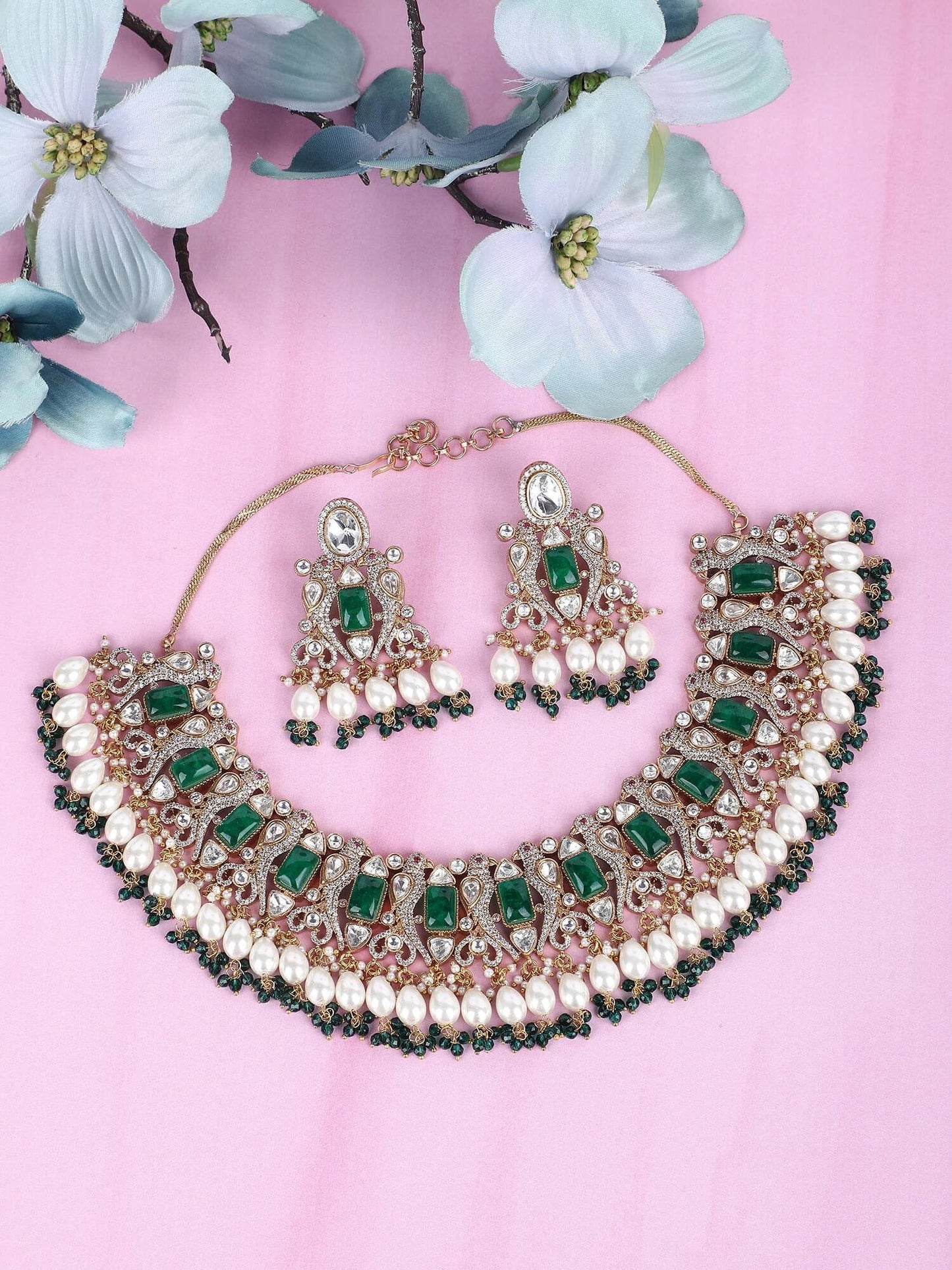 22KT Gold Plated Kundan Green Necklace Set - Auraa Trends