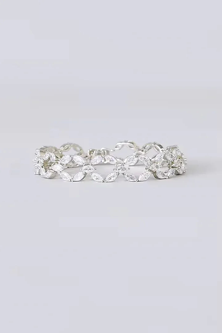 Elegant Silver-Toned Cubic Zirconia Leaf Design Bracelet for Women - Auraa Trends