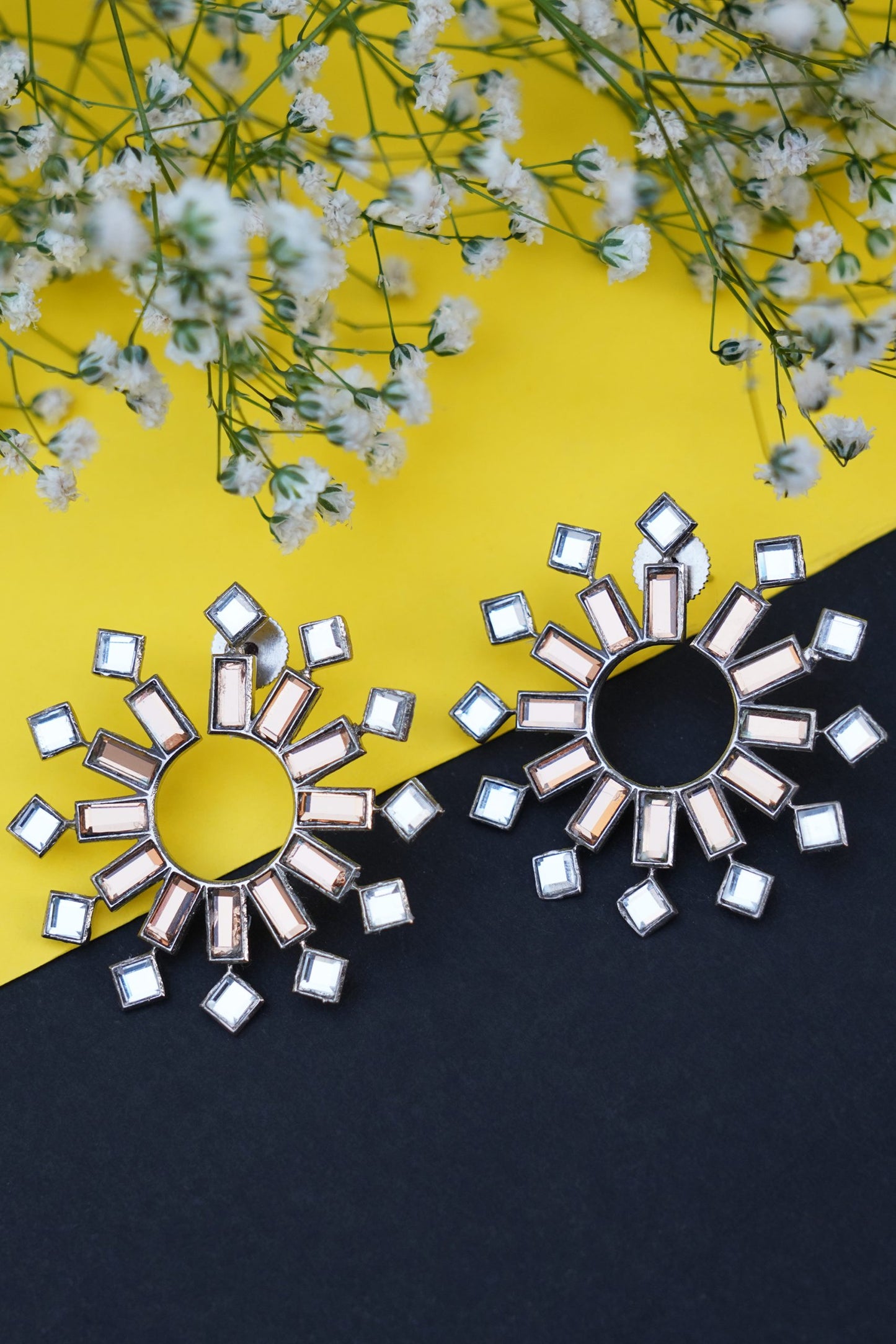 Gold Plated Kundan Stud Earrings - Elegant Radiance