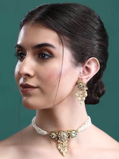 22KT gold Plated Kundan Classic Evergreen and sleek Kundan choker set with Pearls for women and girls