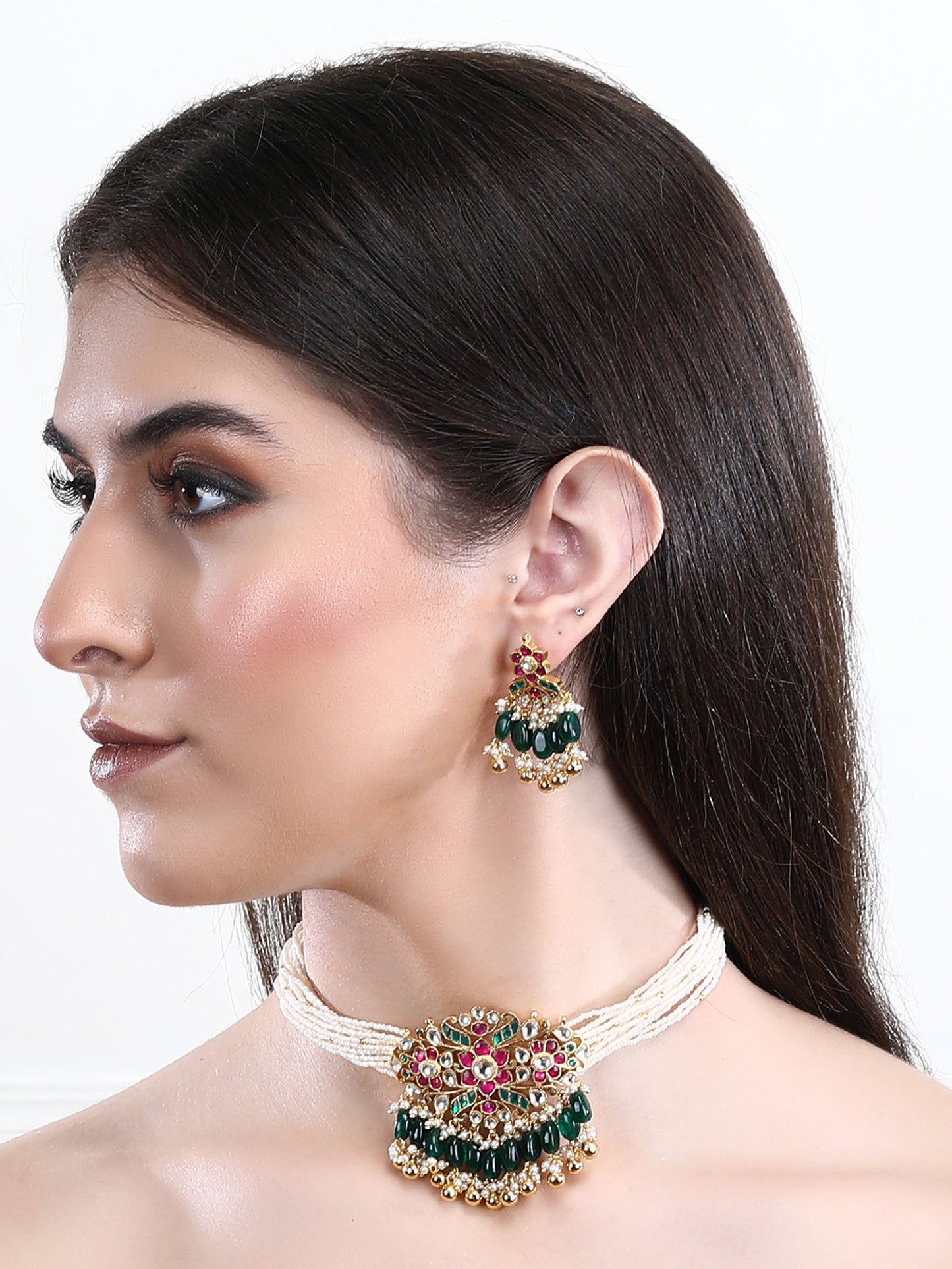 Red and Green Choker