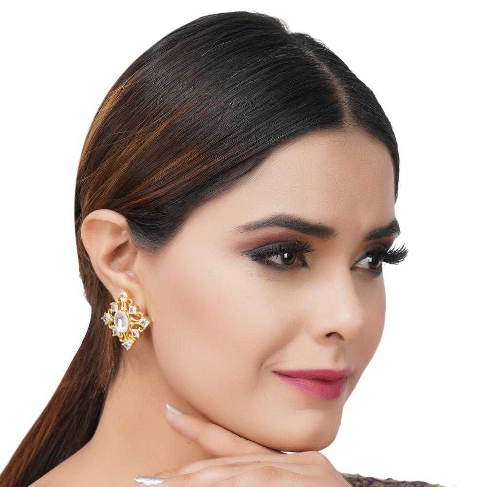 Ornamental Kundan Stud Earring