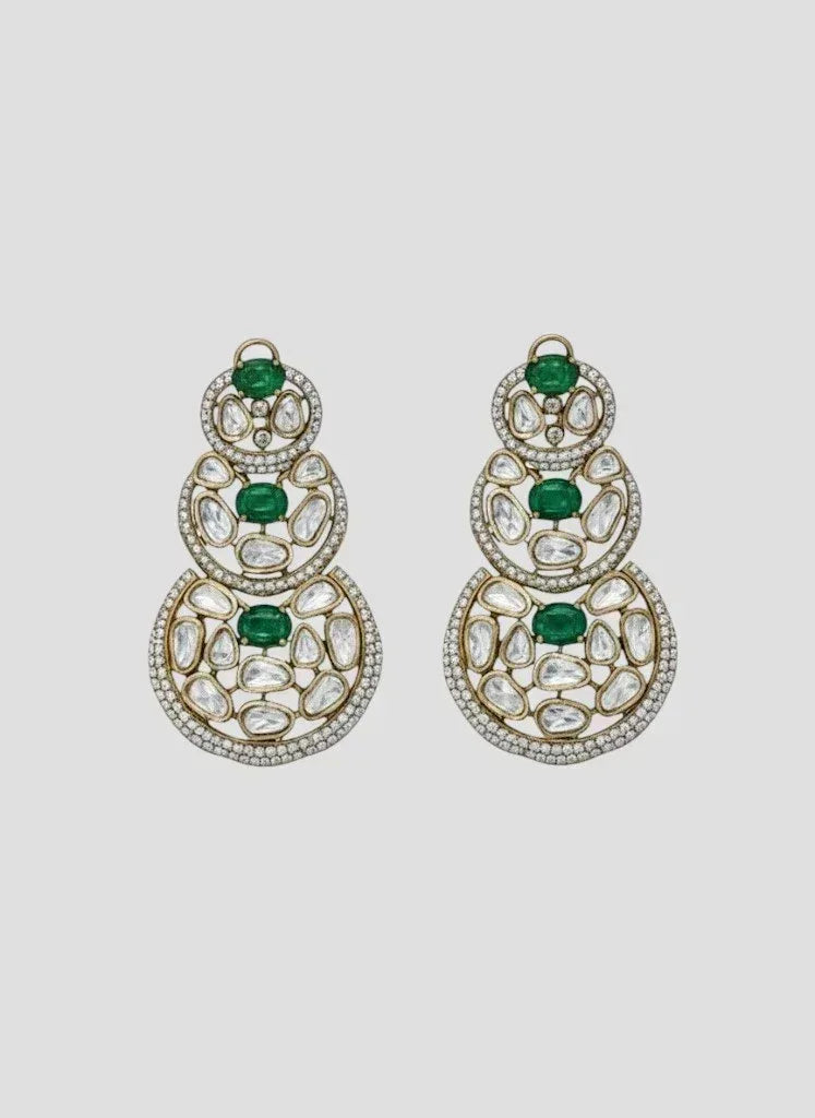 Bridal Kundan Choker Necklace Set with Green Emerald Stones & Matching Earrings - Auraa Trends