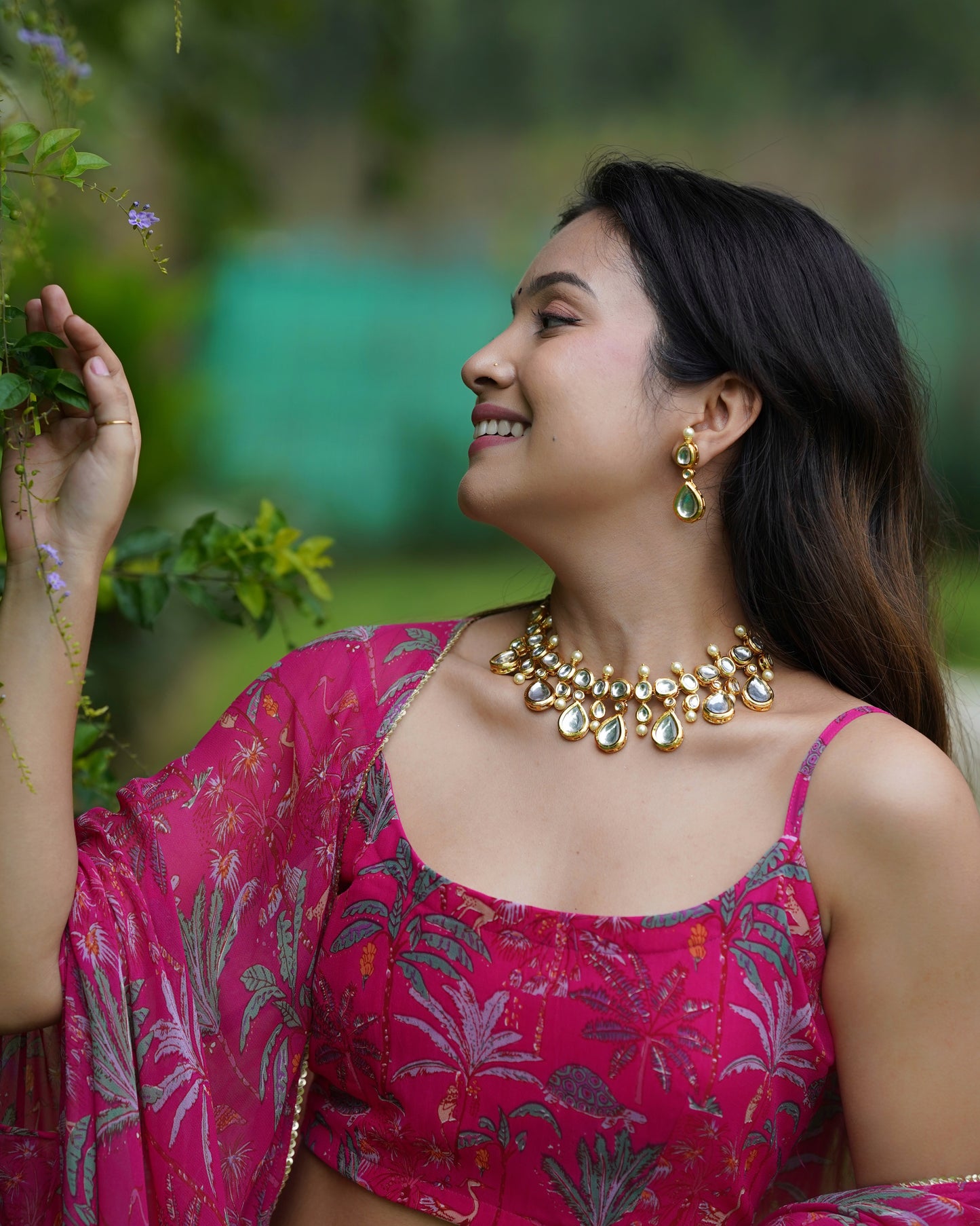 Gold Plated Kundan Radiant Choker Set For Women