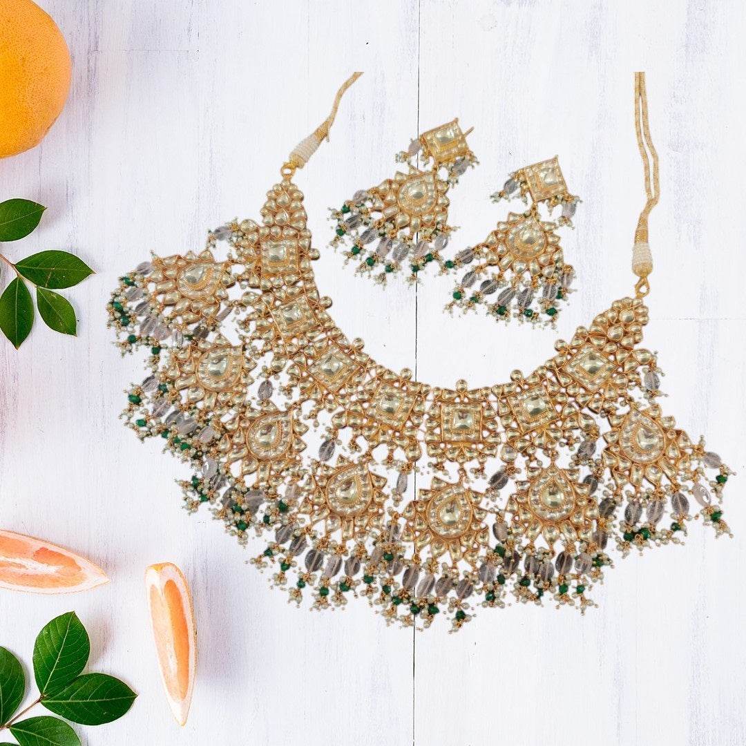 Luxury Kundan Choker Necklace Set with Grey Beads & Statement Earrings - Auraa Trends