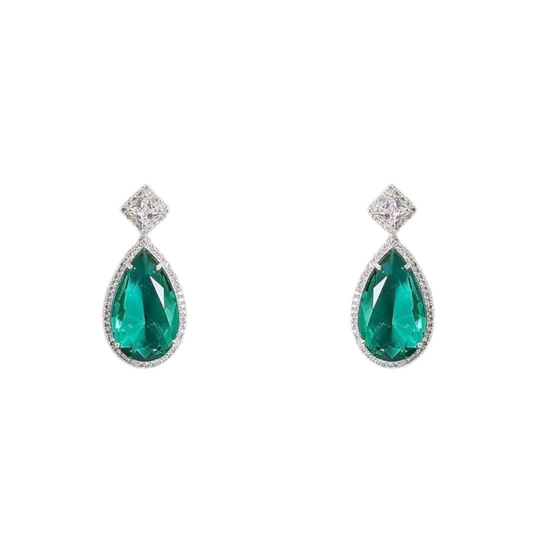 Emerald Green Teardrop Necklace Set with Matching Earrings - Auraa Trends