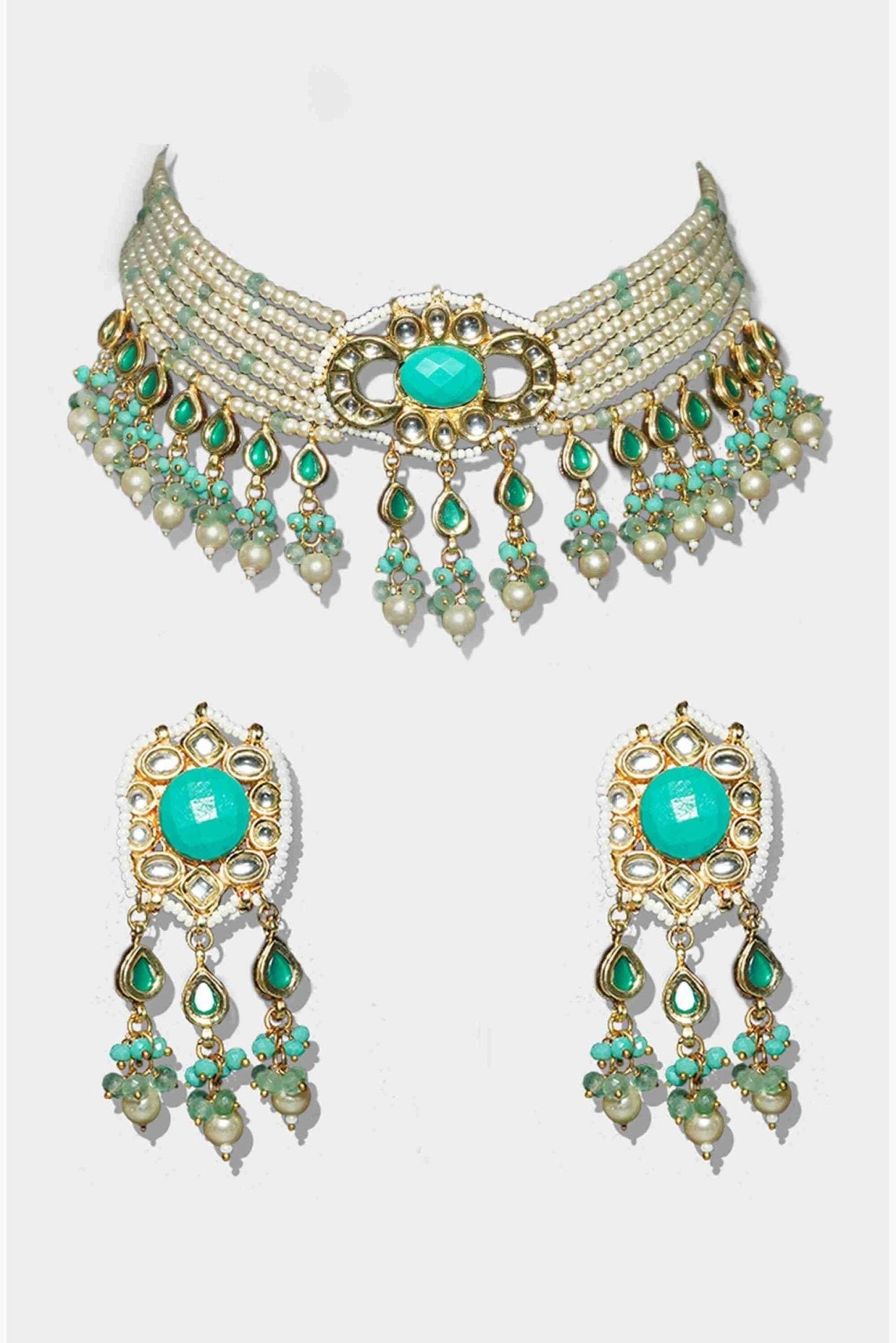 Alluring Gold Plated Kundan Necklace Set - Auraa Trends - Necklaces - Auraa Trends - Alluring Gold Plated Kundan Necklace Set
