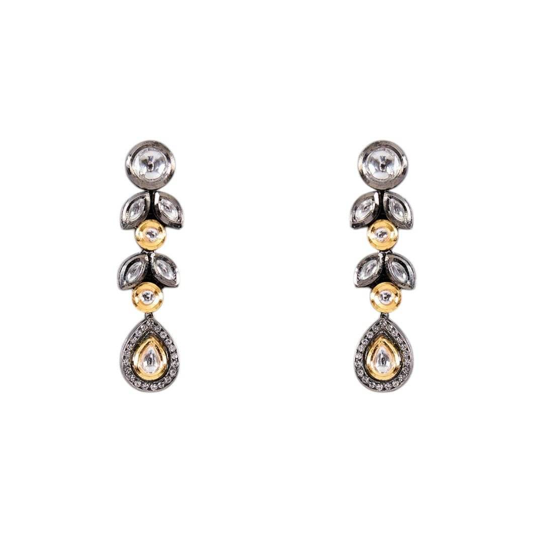 Antique Finish Kundan Necklace Set with Pear-Shaped Drop Pendant Earrings - Auraa Trends