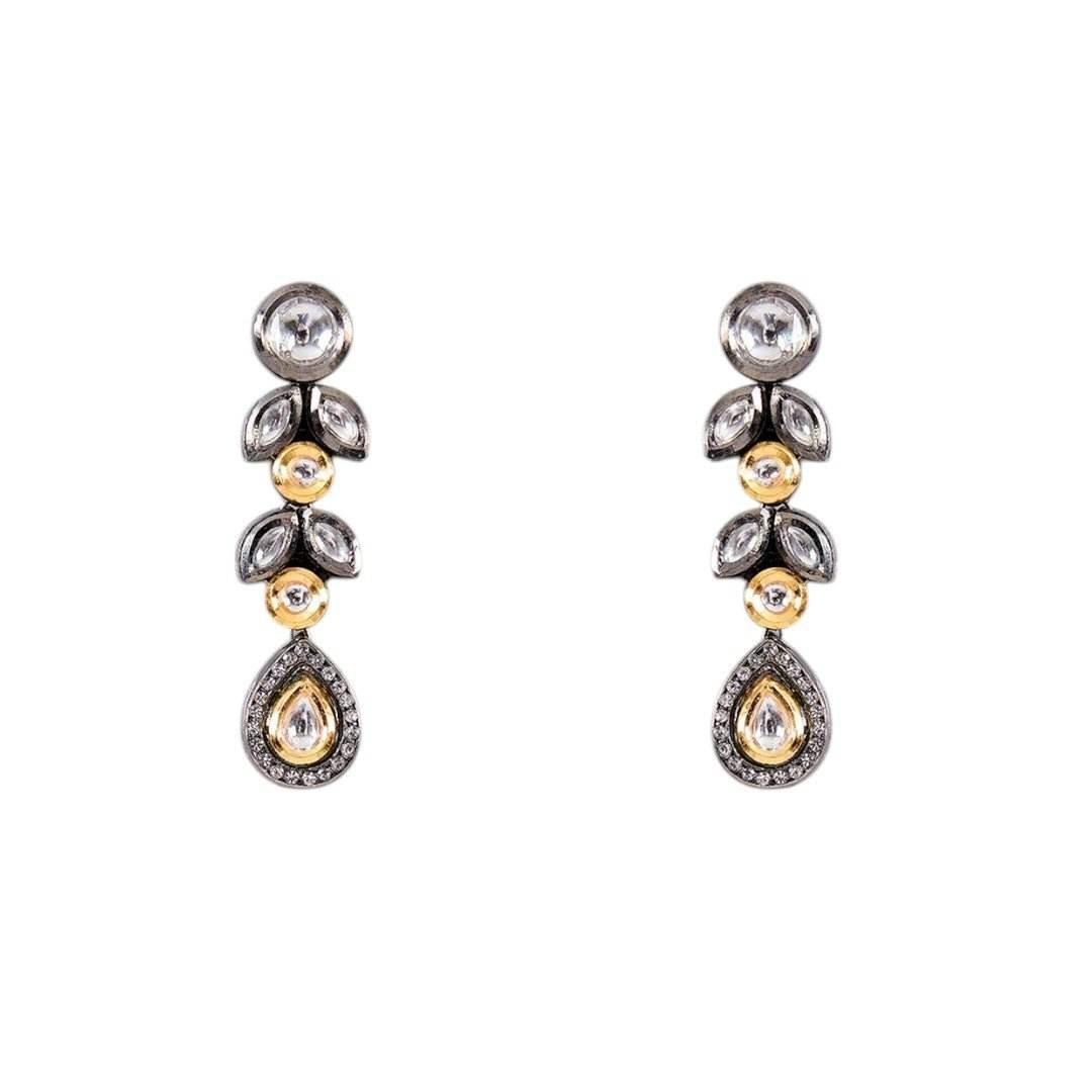 Antique Finish Kundan Necklace Set with Pear-Shaped Drop Pendant Earrings - Auraa Trends