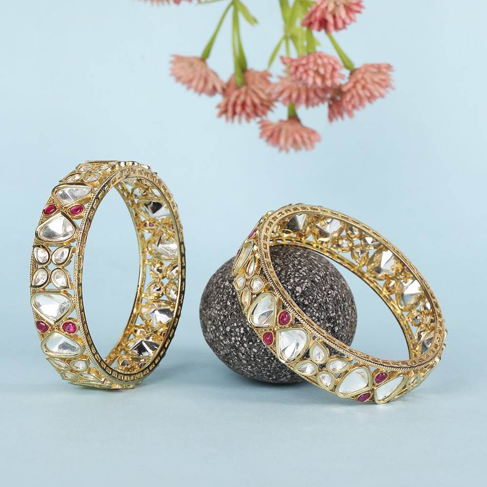 Antique Gold-Plated Bracelet with White and Red Stones - Auraa Trends
