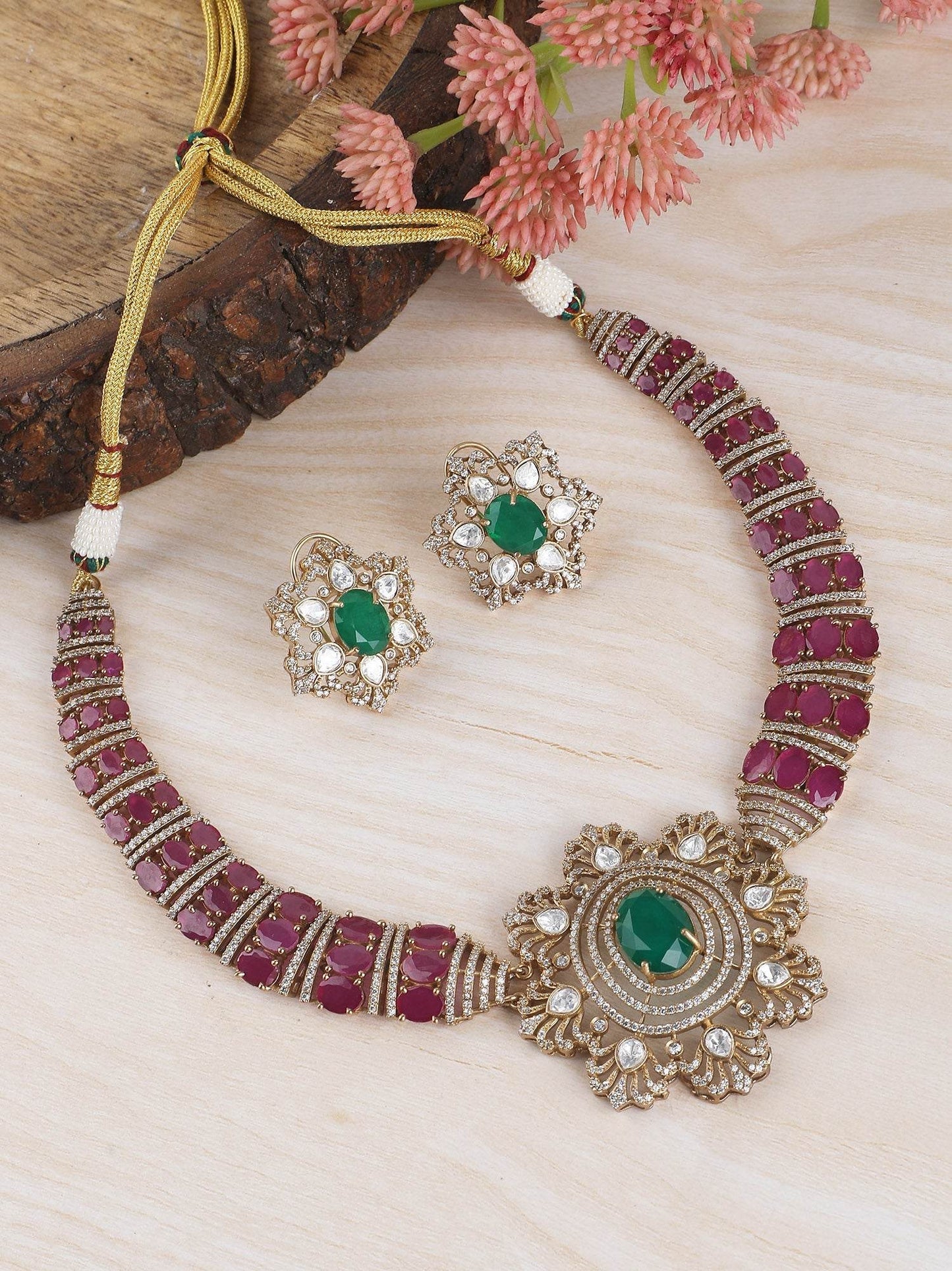 Antique Gold‑Plated Kundan & Green Bead Necklace Set - Auraa Trends