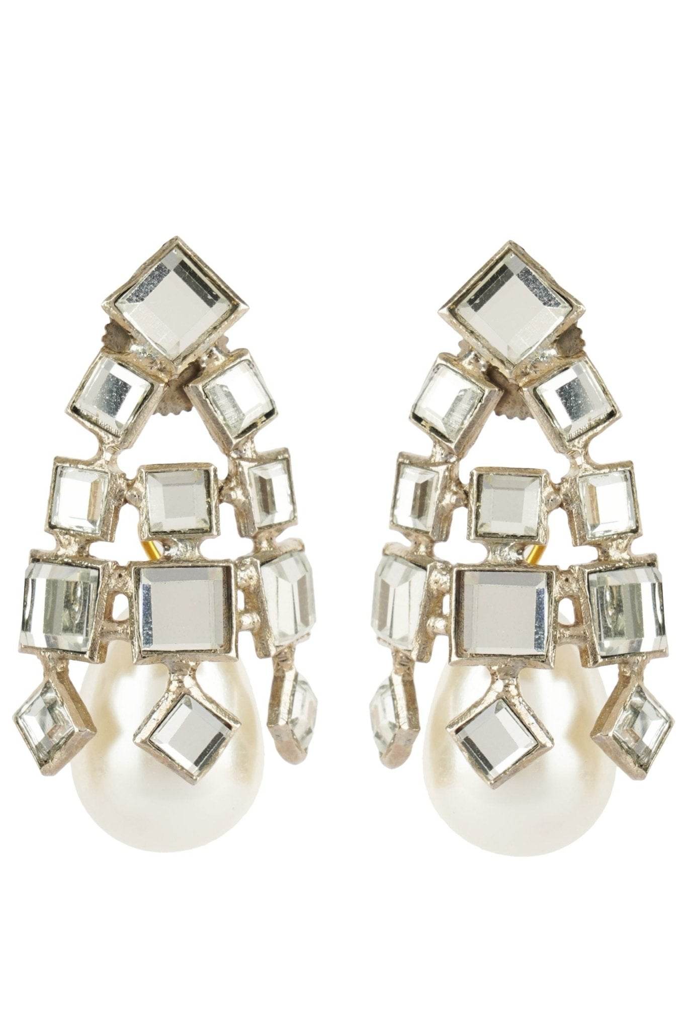 Aristocratic Gold Plated Kundan Pearl Drop Earrings - Auraa Trends