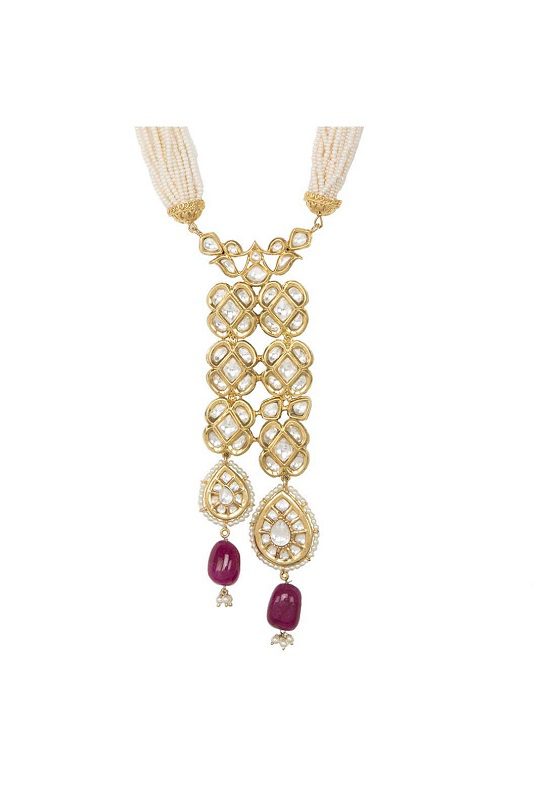 Glamourous Kundan Necklace Set