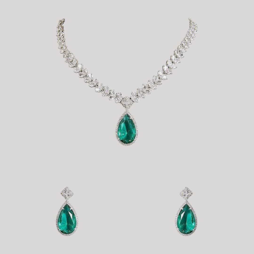 Emerald Green Teardrop Necklace Set with Matching Earrings - Auraa Trends