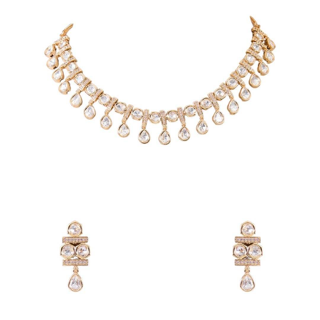 Beautiful Gold-Plated Kundan Pearl Choker Necklace Set with Drop Earings - Auraa Trends