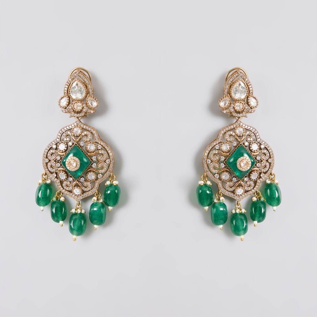 Beautiful Green and Pearl Necklace Set with Earrings to Match for Weddings and Celebrations - Auraa Trends