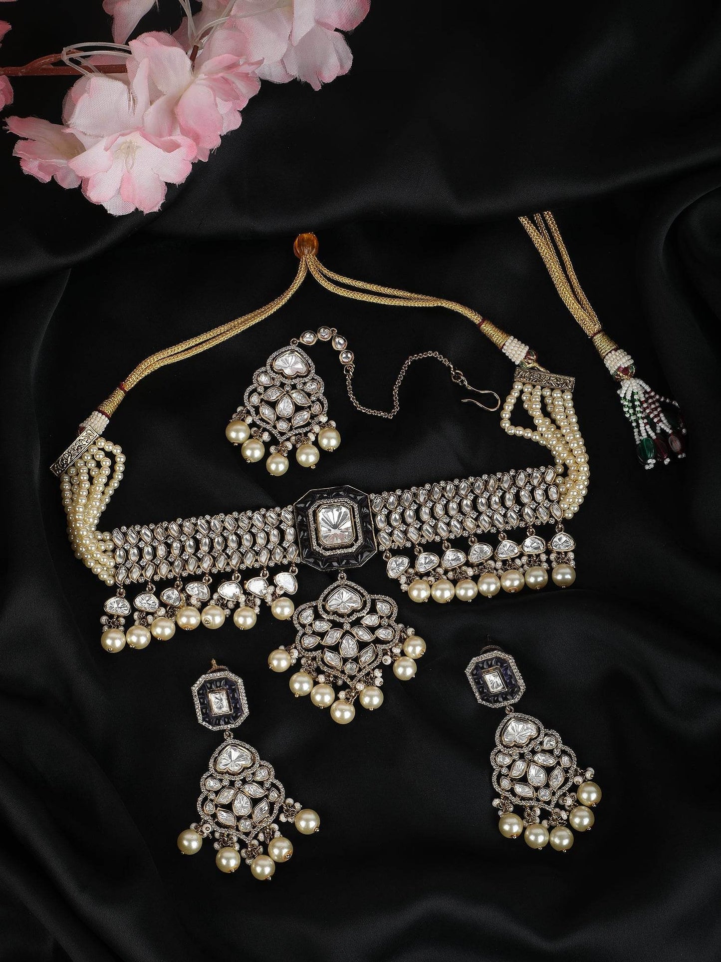 Bridal Choker Necklace Set With Jades & Pearl Drops - Auraa Trends