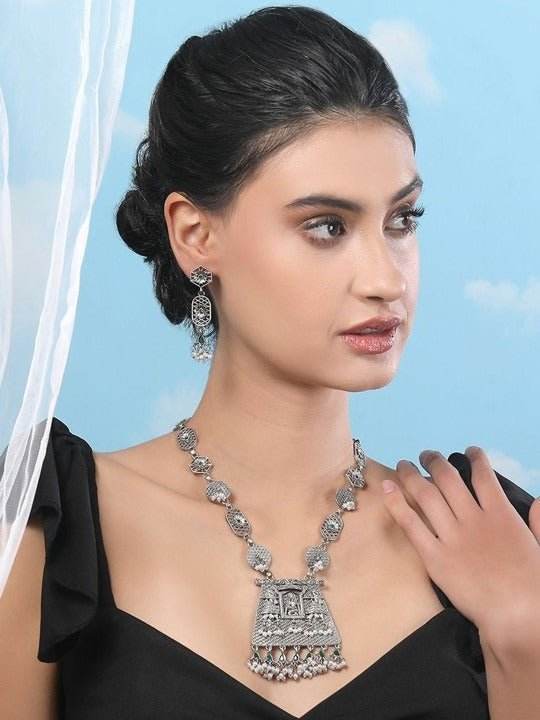 Buy Aviana Silver-Plated Artificial Stone Studded & Beaded Oxidized Necklace & Earrings - Auraa Trends