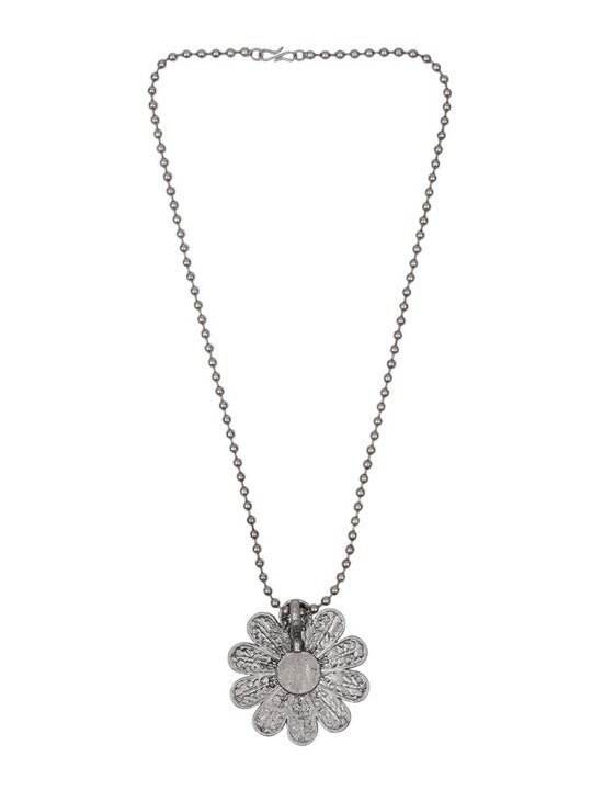 Buy Aviana Silver Plated Floral Shaped Pendant With Chain - Auraa Trends