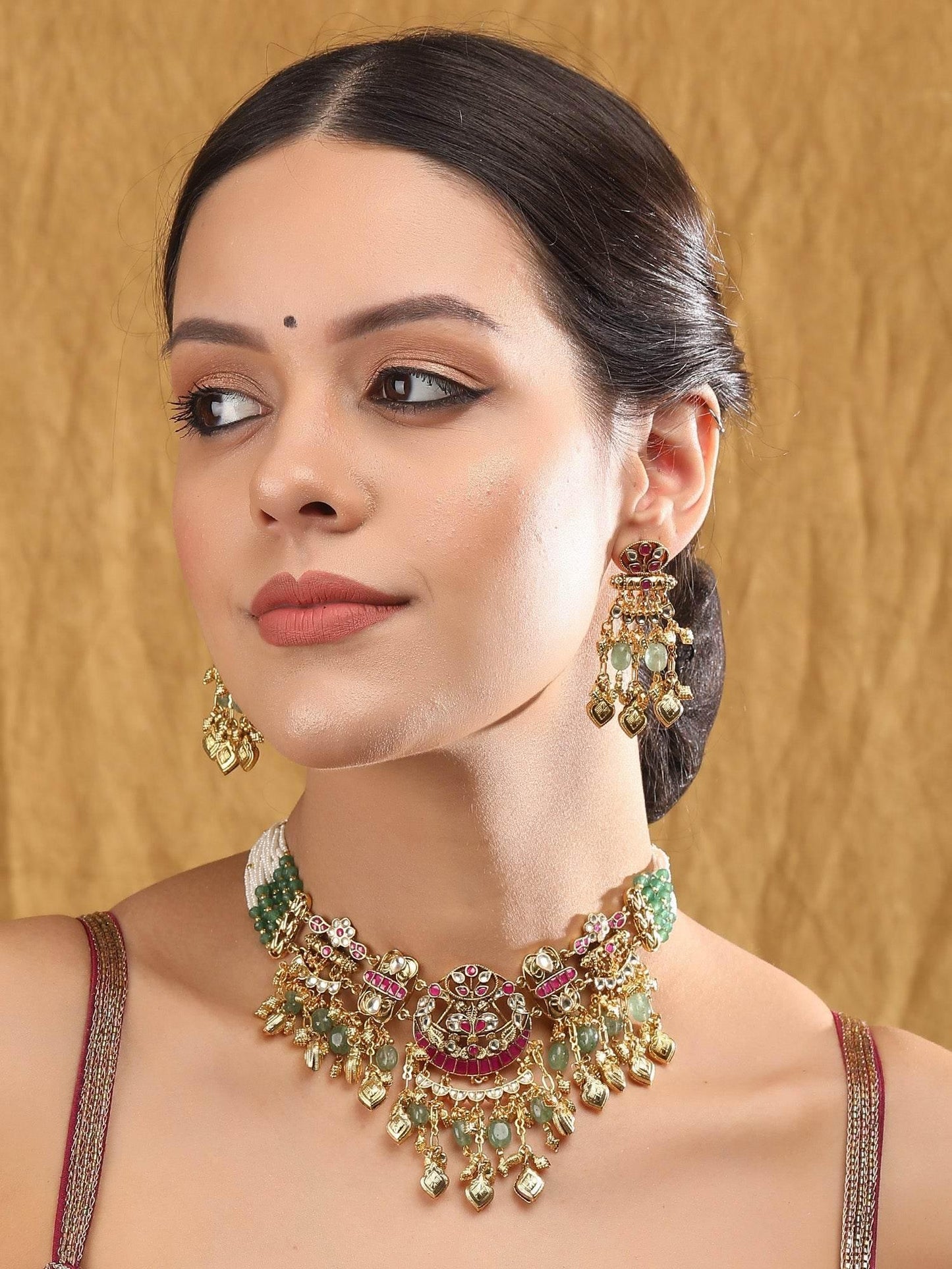 Chic Green Crystal Choker Necklace Set for Women - Auraa Trends