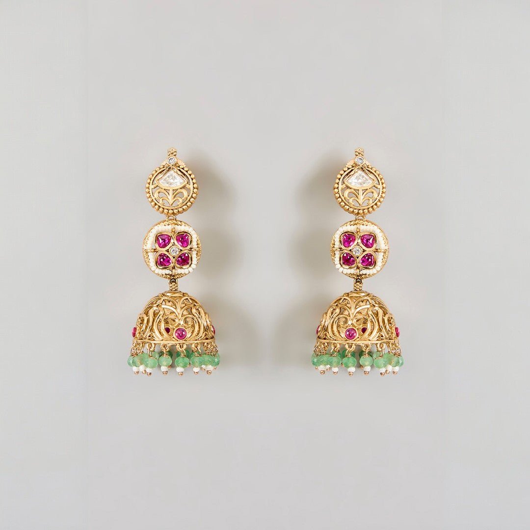 Classic Kundan and Green Bead Choker Set. - Auraa Trends - Necklace Set - # - Auraa Trends - Classic Kundan and Green Bead Choker Set.