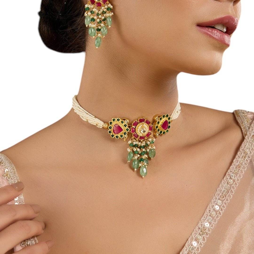 Classic Kundan Choker Necklace Set with Green Beads & Floral Motif Earrings - Auraa Trends