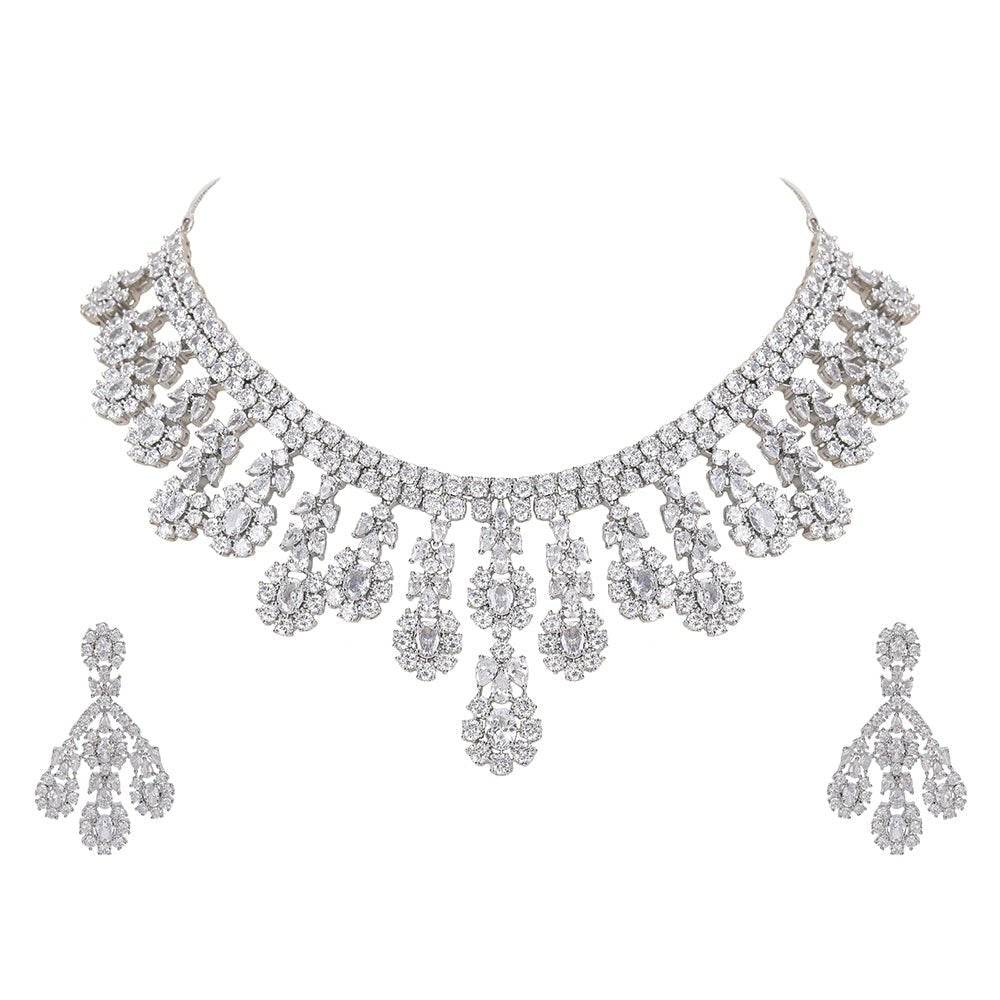Complete Your Outfit With This Elegant Necklace Set - Auraa Trends