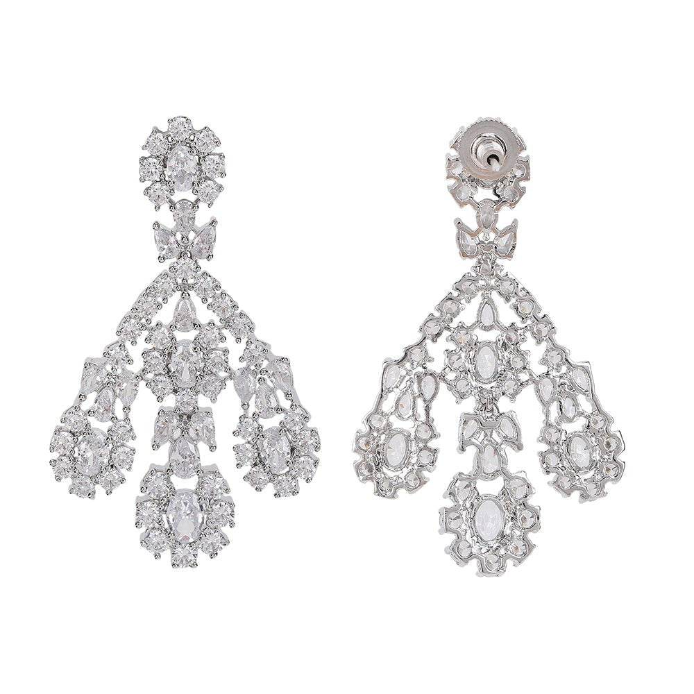 Complete Your Outfit With This Elegant Necklace Set - Auraa Trends