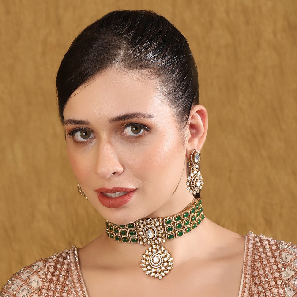 Crafted Green Choker Necklace Set With Matching Earrings - Auraa Trends - Choker - necklace set Online