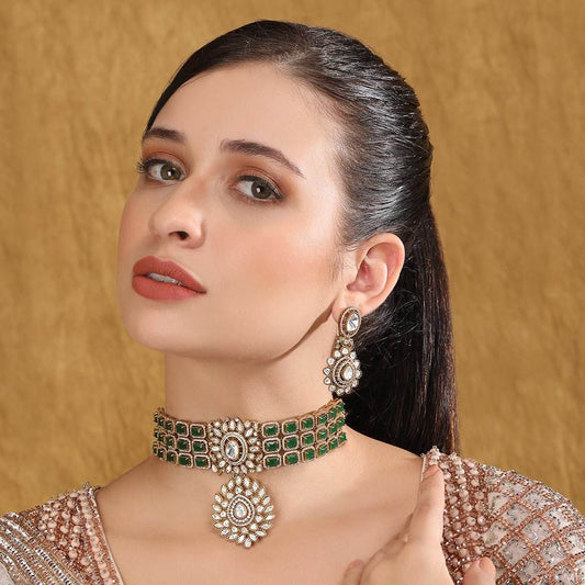 Crafted Green Choker Necklace Set With Matching Earrings - Auraa Trends