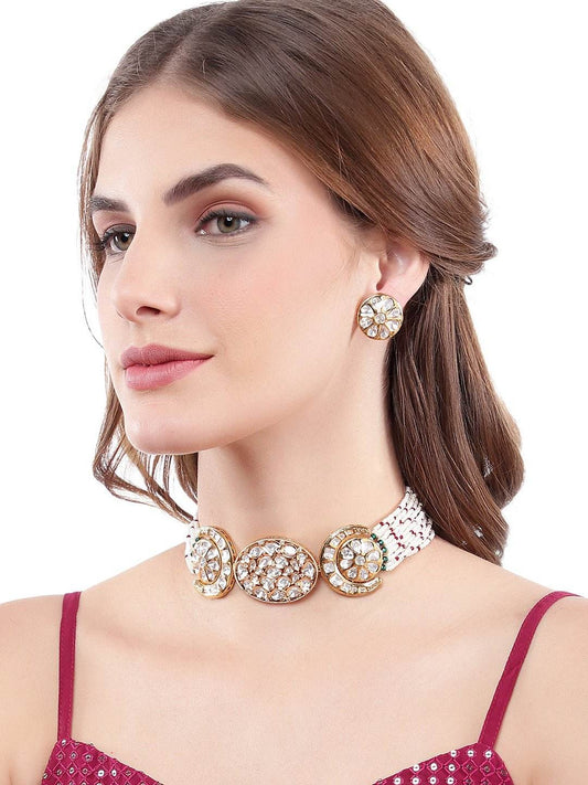 Dazzling Gold Plated Kundan Traditional Choker Set - Auraa Trends