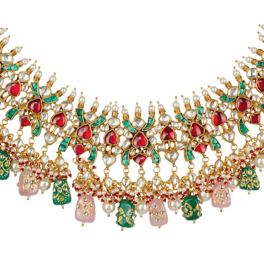 Dazzling Kundan Necklace Set 22KT Gold Plated - Auraa Trends
