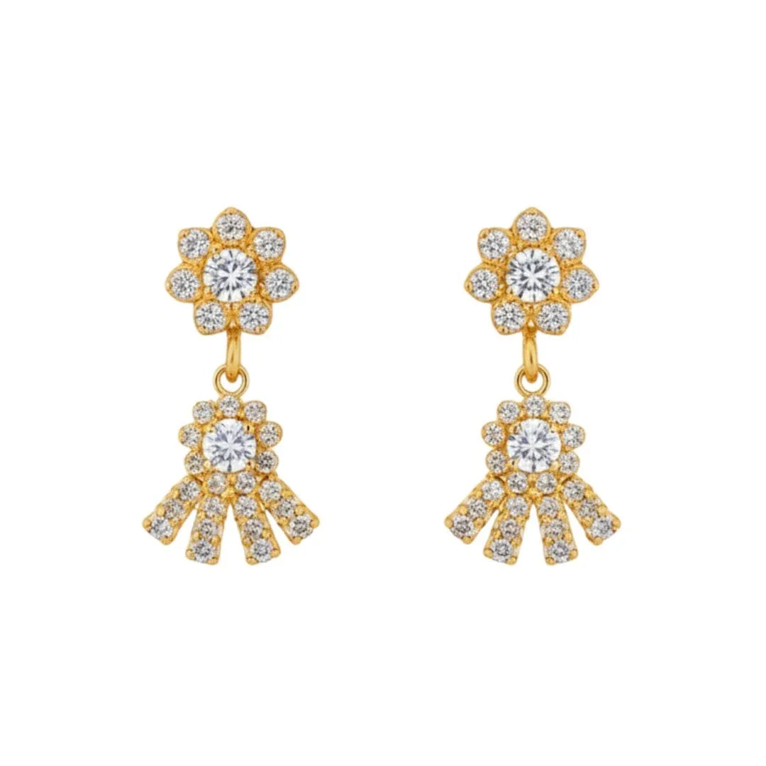 Floral Gold-Plated Necklace Set with Stone-Studded Earrings - Auraa Trends
