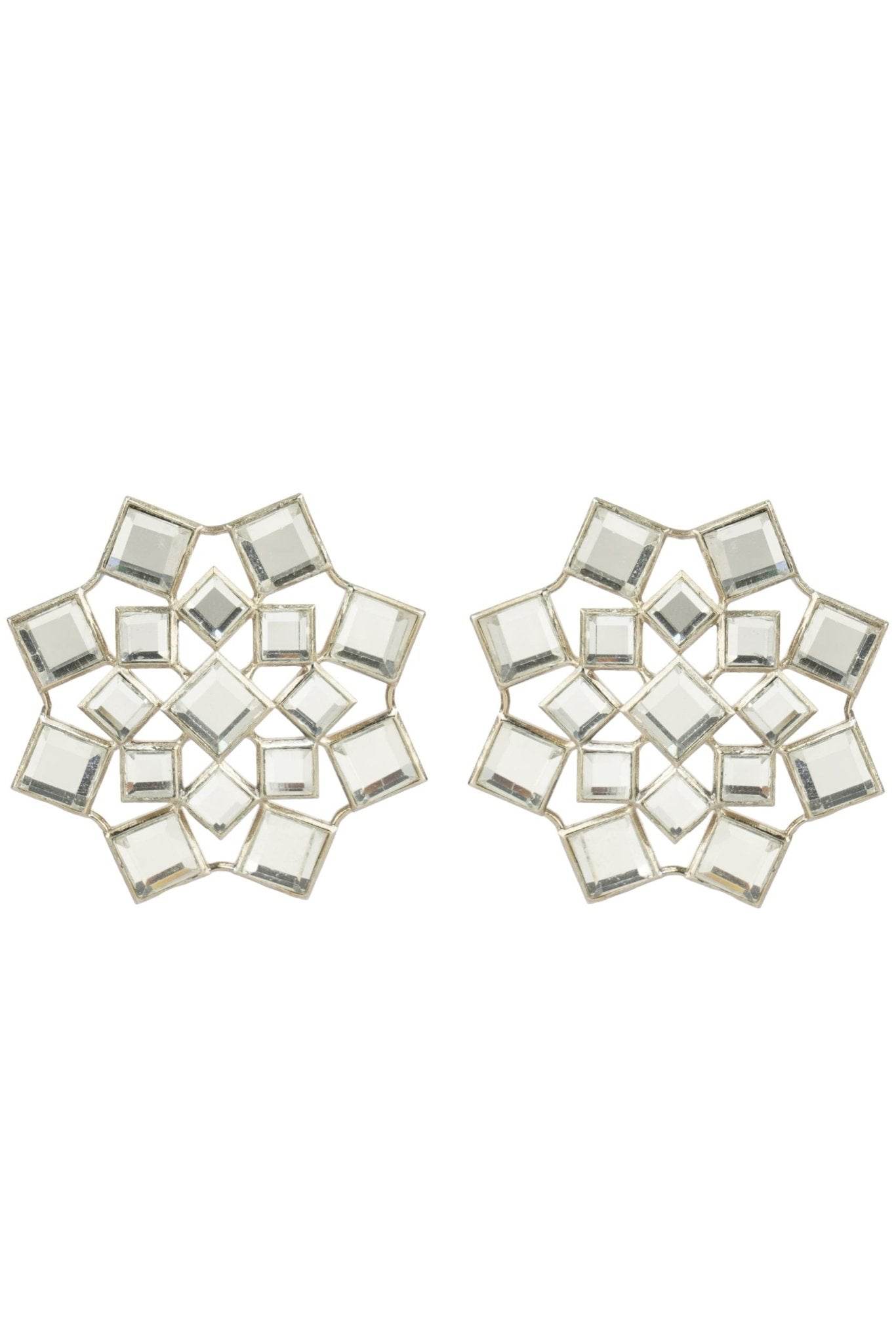Earrings Set Queenly Gold Plated Kundan Stud Earrings - Auraa Trends - Studs - # - Auraa Trends - Earrings Set Gold Plated Kundan Stud Earrings