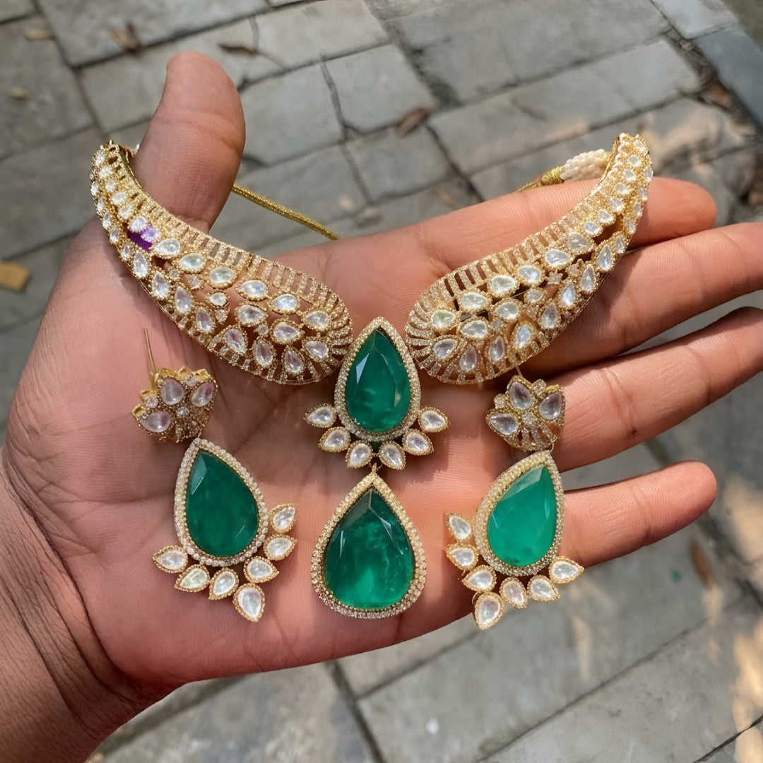 Gold Kundan Necklace Set with Green Stone Pendant & Matching Earrings