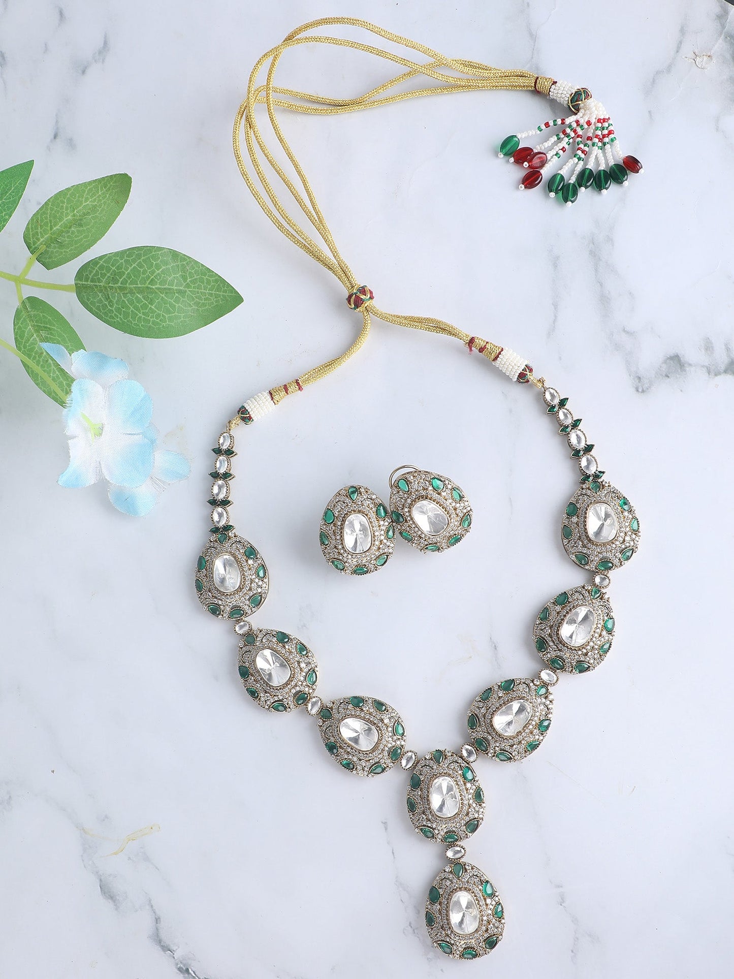 Elegant Colourless Crystal Necklace Set - Stylish Kundan & Polki Jewelry for Women - Auraa Trends - Necklace Set - Necklace