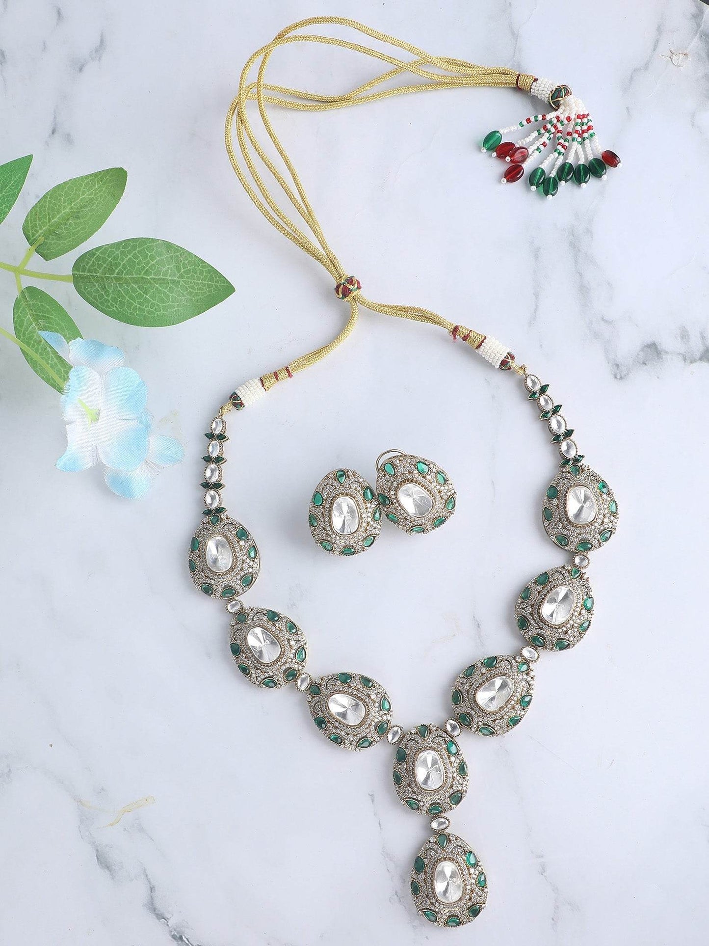 Elegant Colourless Crystal Necklace Set - Stylish Kundan & Polki Jewelry for Women - Auraa Trends