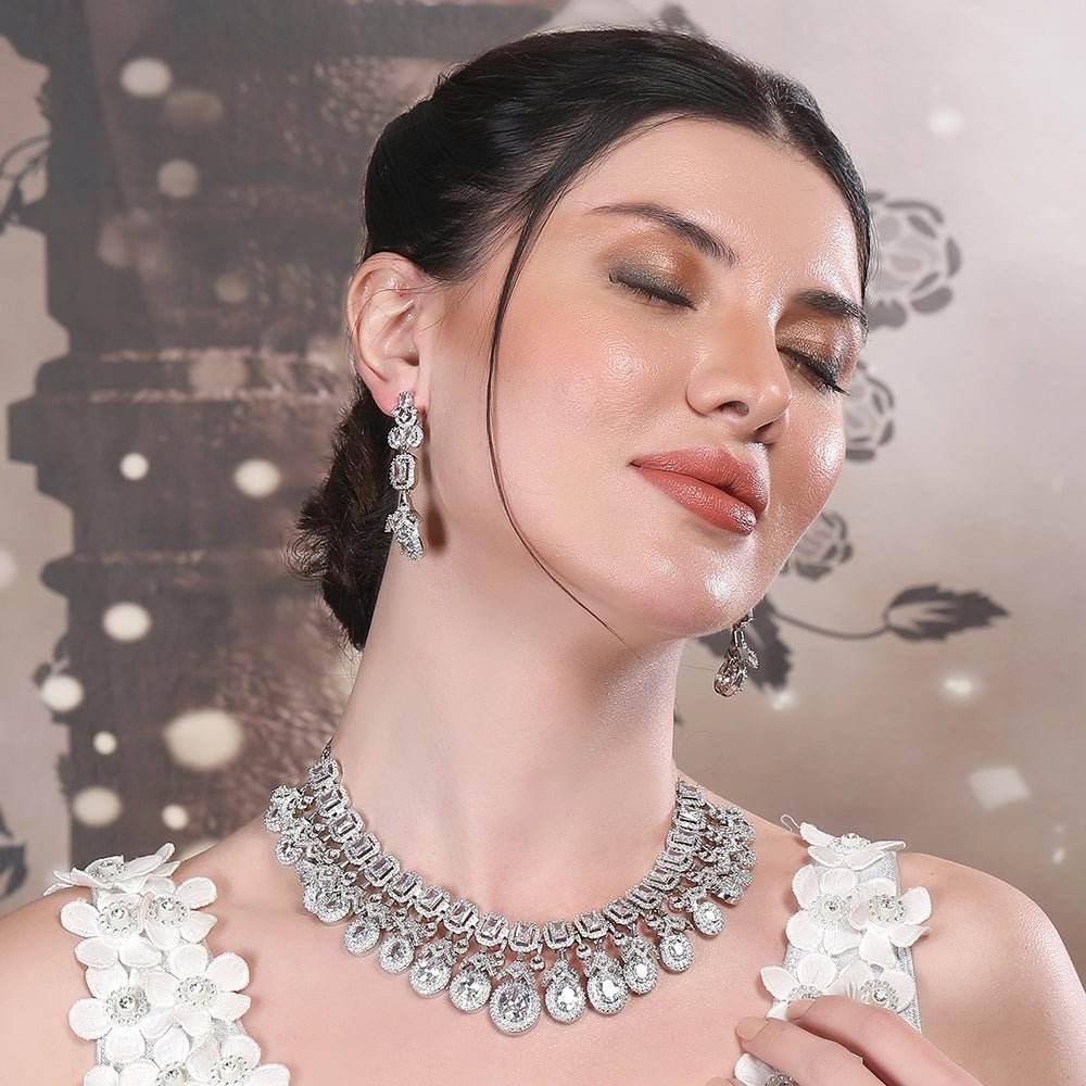 Elegant Diamond Chandelier Necklace Set - Auraa Trends
