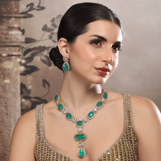 Elegant Emerald and Diamond Necklace Set with Earrings - Auraa Trends