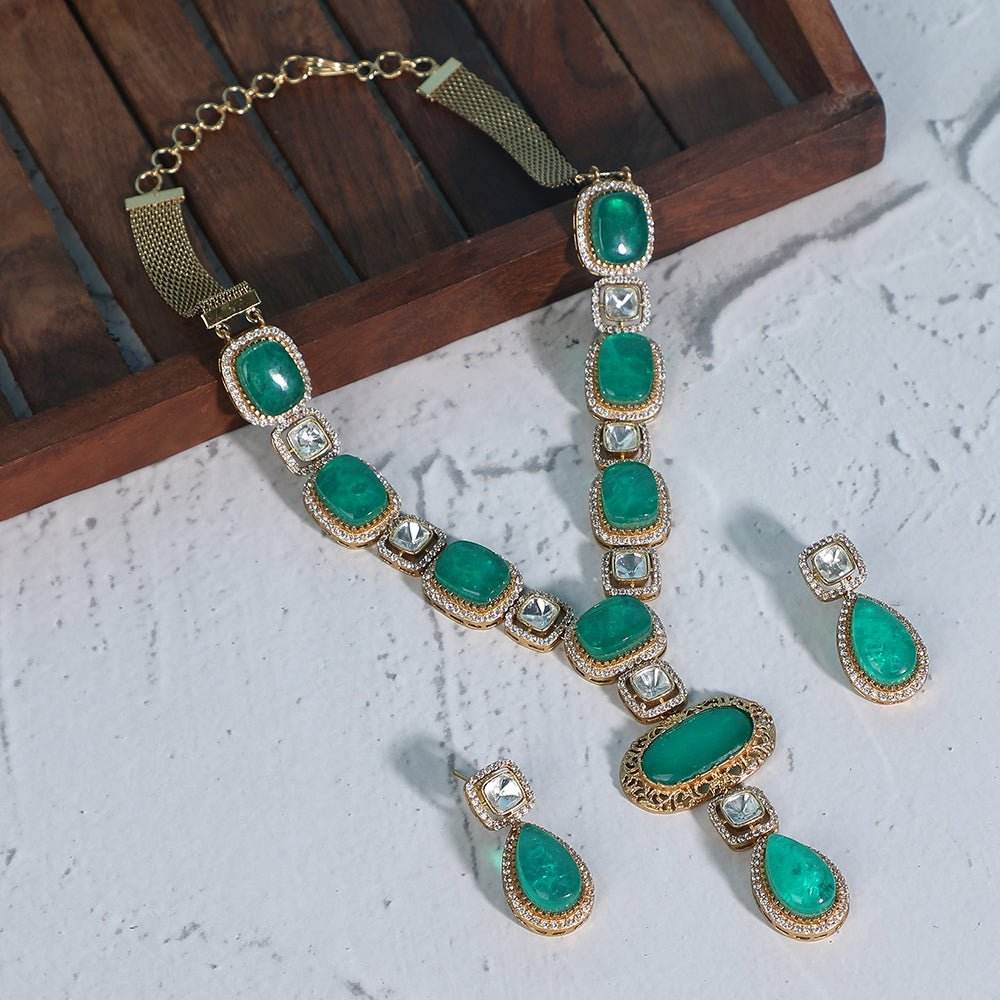Elegant Emerald and Diamond Necklace Set with Earrings - Auraa Trends