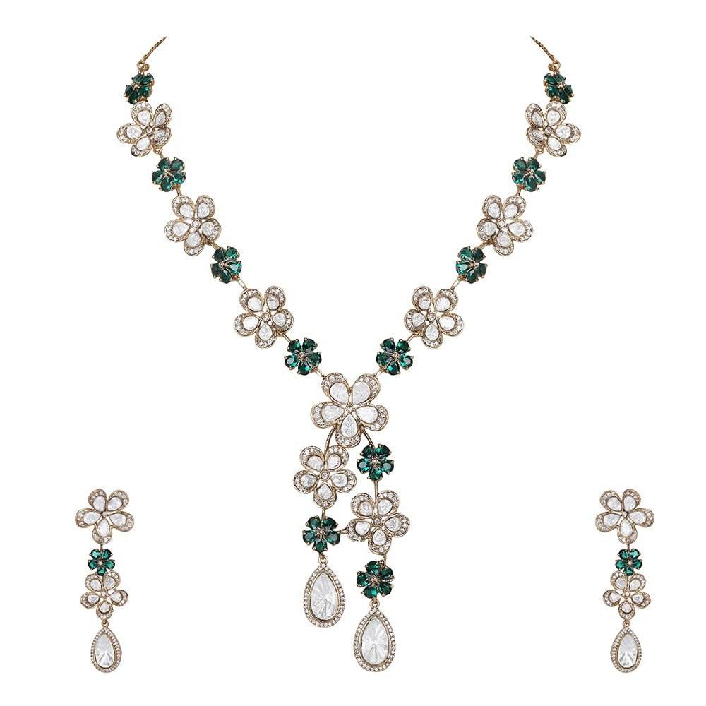 Elegant Floral Diamond-Cut Necklace and Earring Set - Auraa Trends
