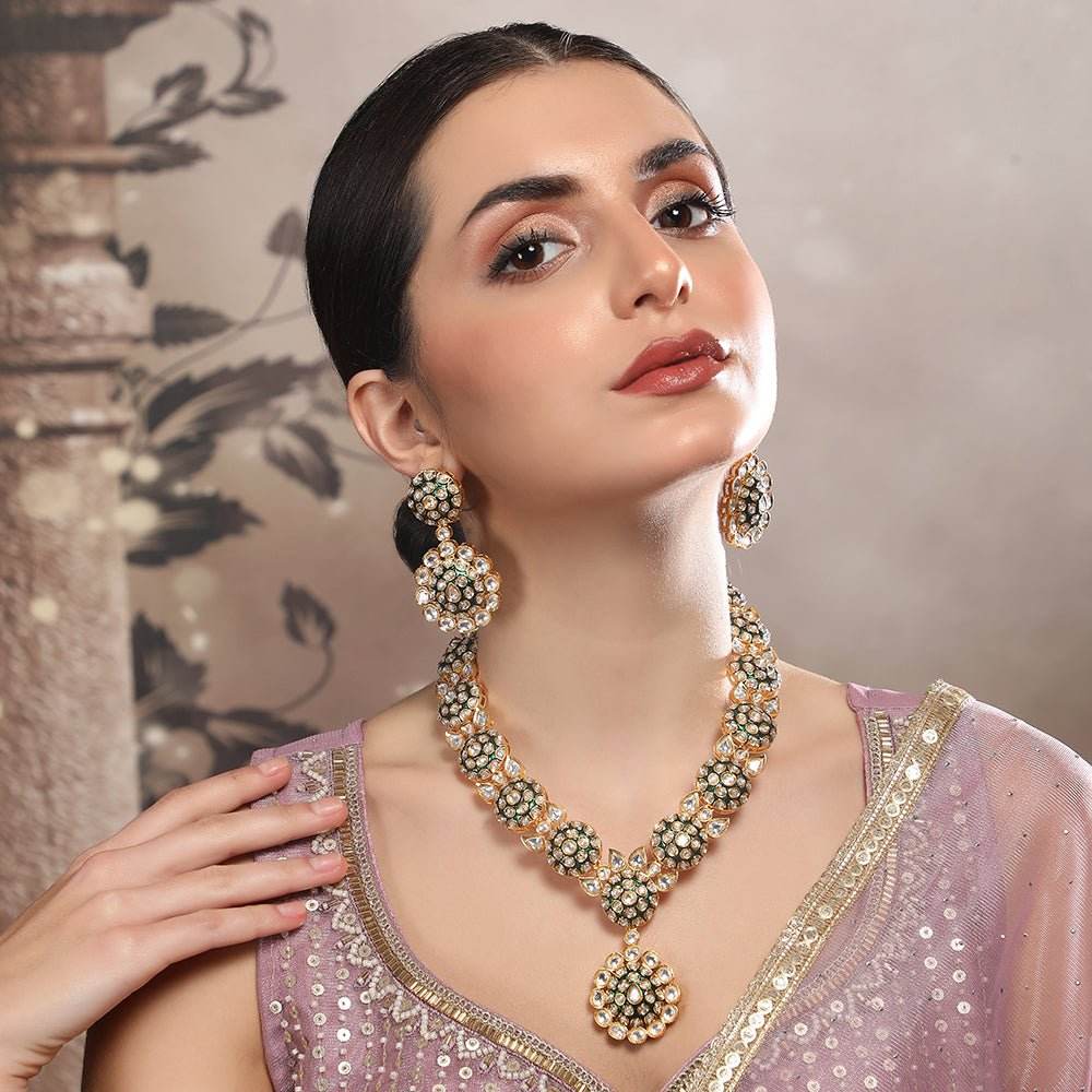 Elegant Gold-Plated Kundan Bridal Necklace Set - Auraa Trends