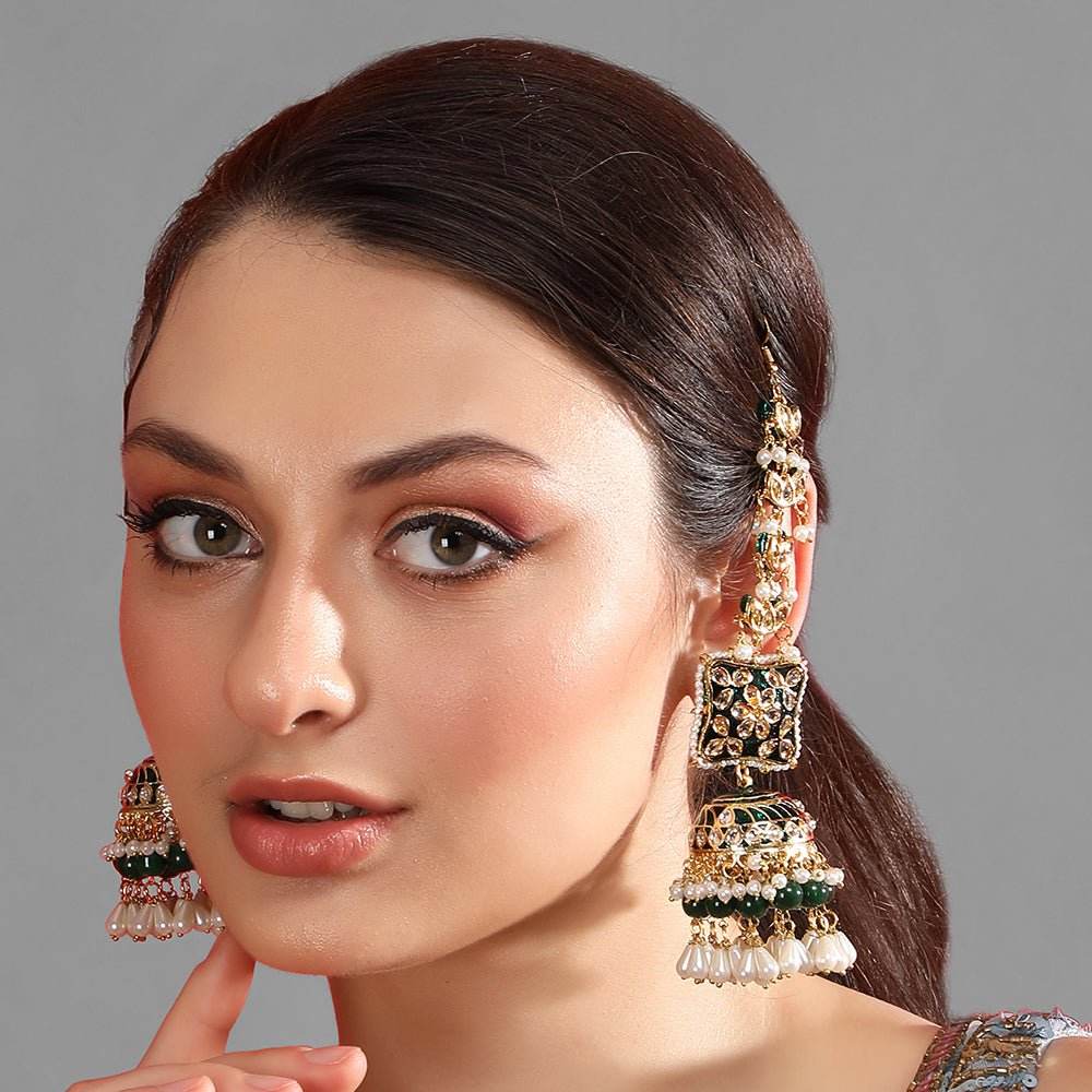 Elegant Gold-Plated Kundan Jhumka Earrings - Auraa Trends